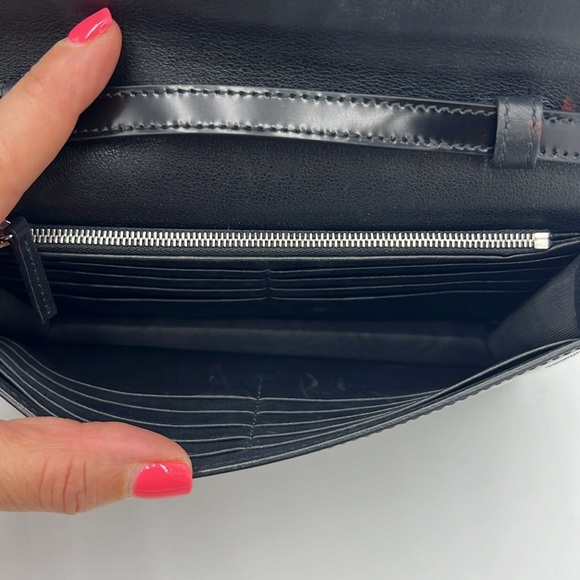 GUCCI GG INTERLOCKING ICON WALLET CROSSBODY BLACK CALFSKIN SILVER TONE HARDWARE - Picture 14 of 16